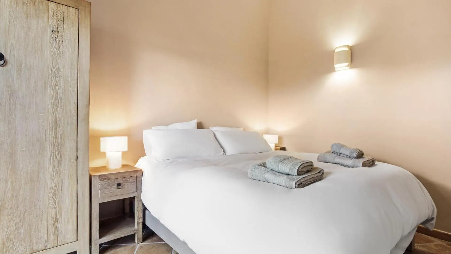 Le Tropezien - Vue Mer A 180, 3 Chambres, Jardin & Piscine Saint Tropez 0*,